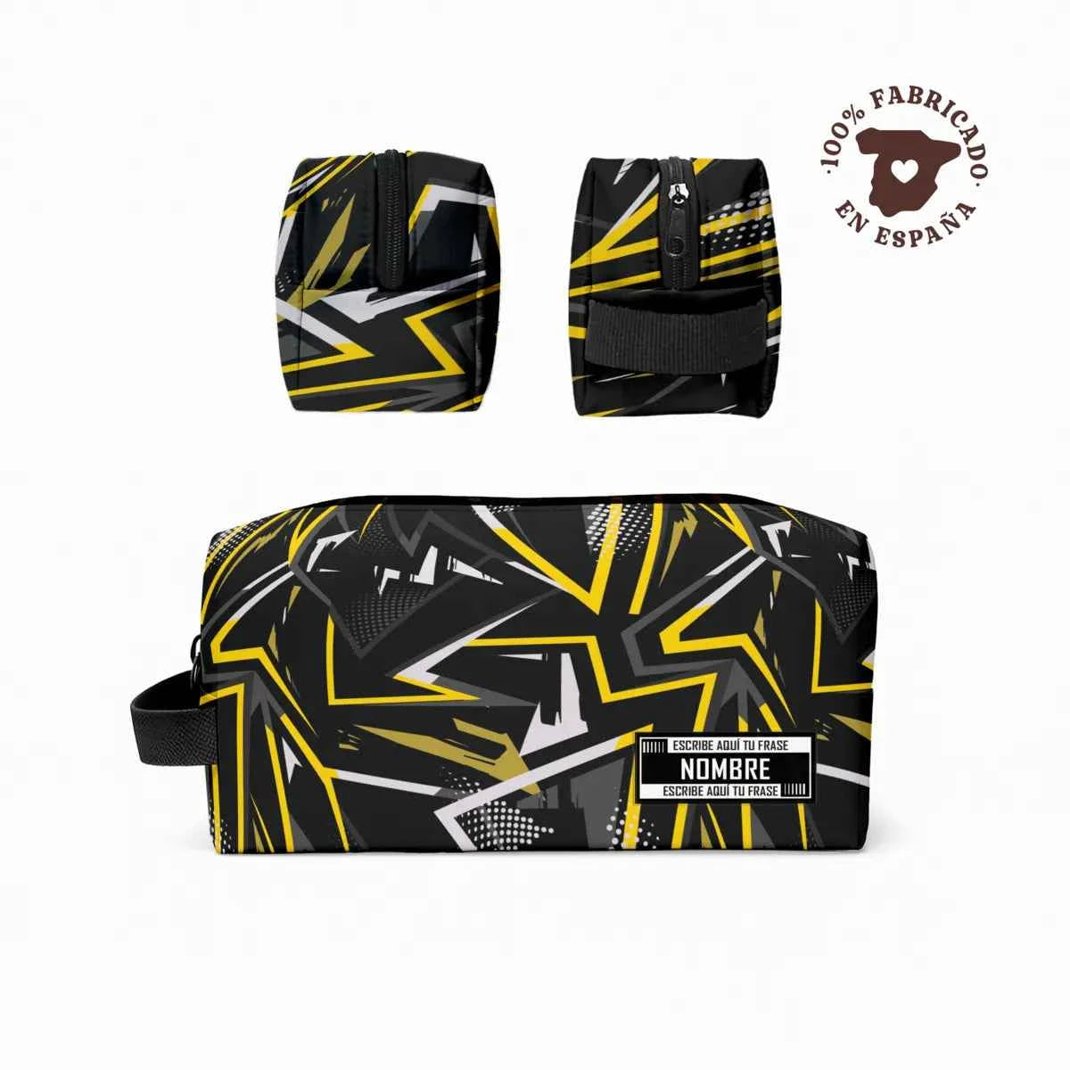 Neceser con estampado abstracto Black Crossit personalizado en tonos negro amarillo y blanco. Ideal como regalo para el gym y fabricado en España.