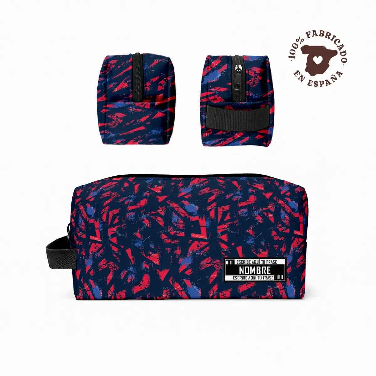 Neceser con estampado Red Cardio abstracto personalizado en tonos rojos y azules, ideal como regalo para el gym y fabricado en España.