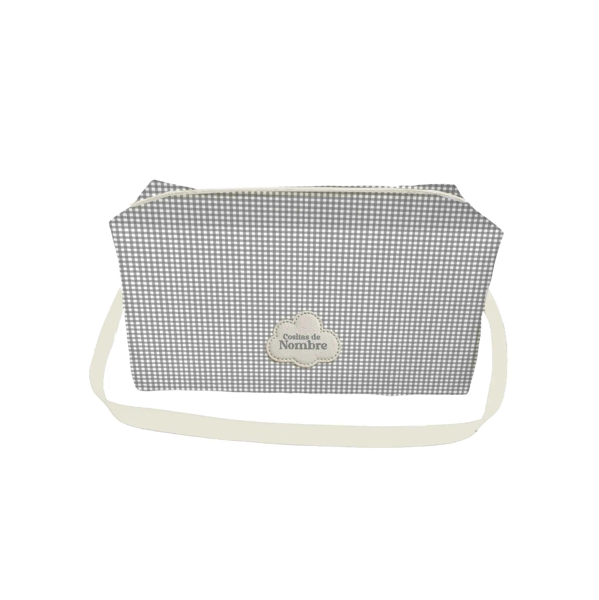 Bolso de bebé acolchado con estampado Vichy Gris, 100% fabricado en España. Personalizable, ligero y con gran capacidad.
