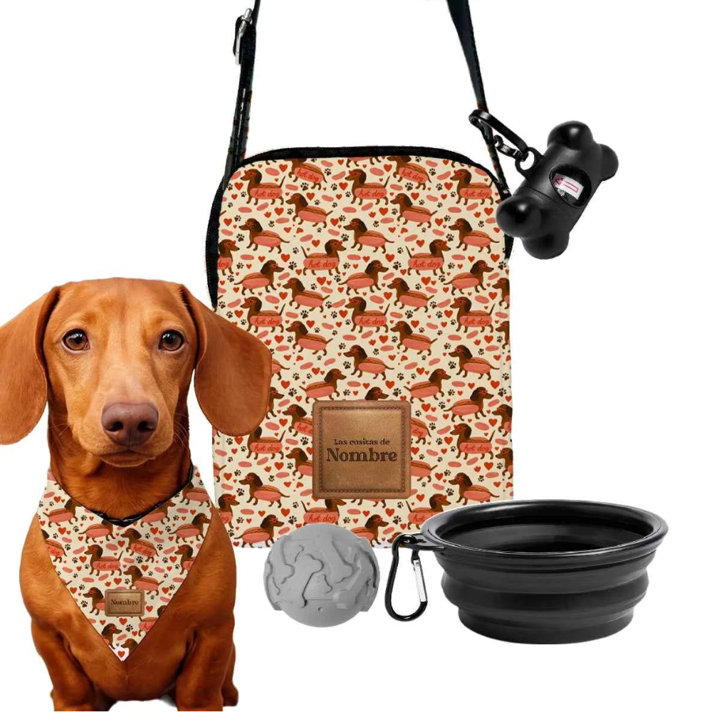 kit de paseo para perros teckel salchilove con bandolera personalizada fabricada en españa bandana con nombre comedero plegable pelota y porta bolsas estampado teckel salchilove