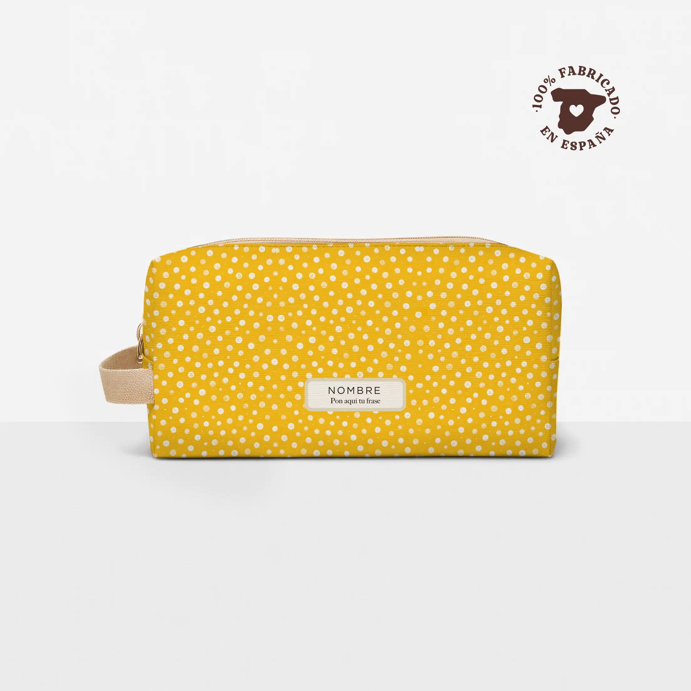 Pack Personalizado | Neceser de viaje Sol Solecito ideal para escapadas, maleta y organización en movimiento. Estampado amarillo con lunares blancos