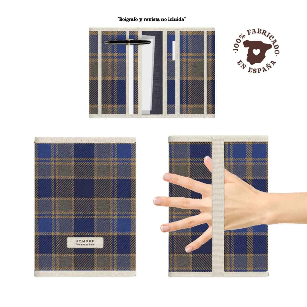 Portadocumentos tartán azul, tejido ligero y acolchado, ideal para revistas y tratados; fabricado 100% en España.