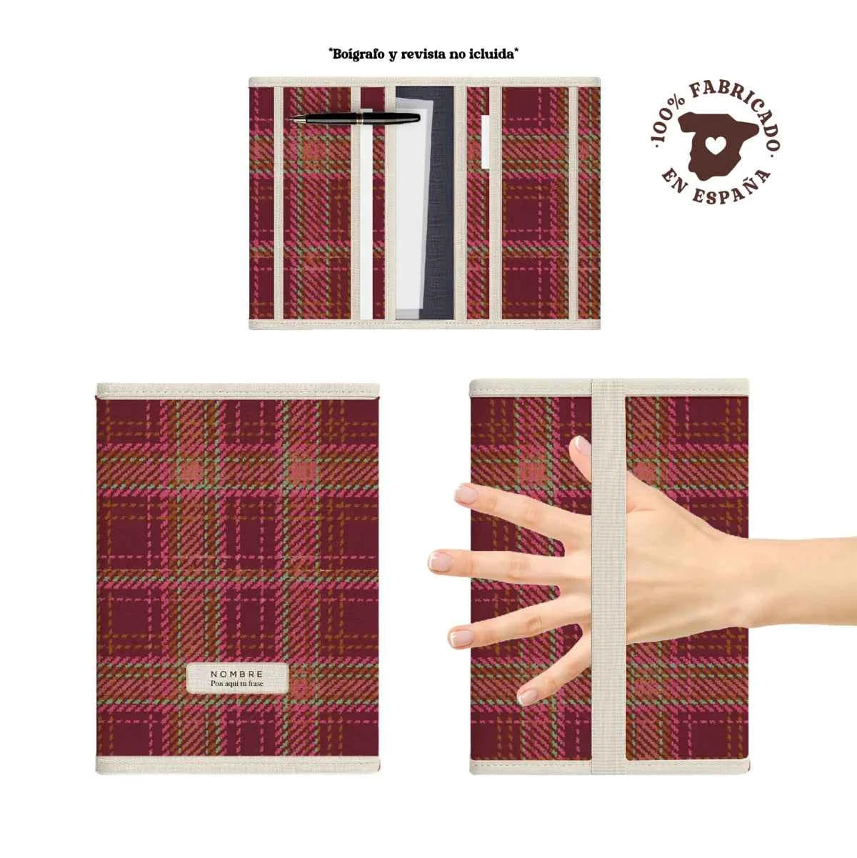 Portadocumentos tartán granate con tejido ligero y acolchado; diseñado para revistas y tratados; fabricado 100% en España.