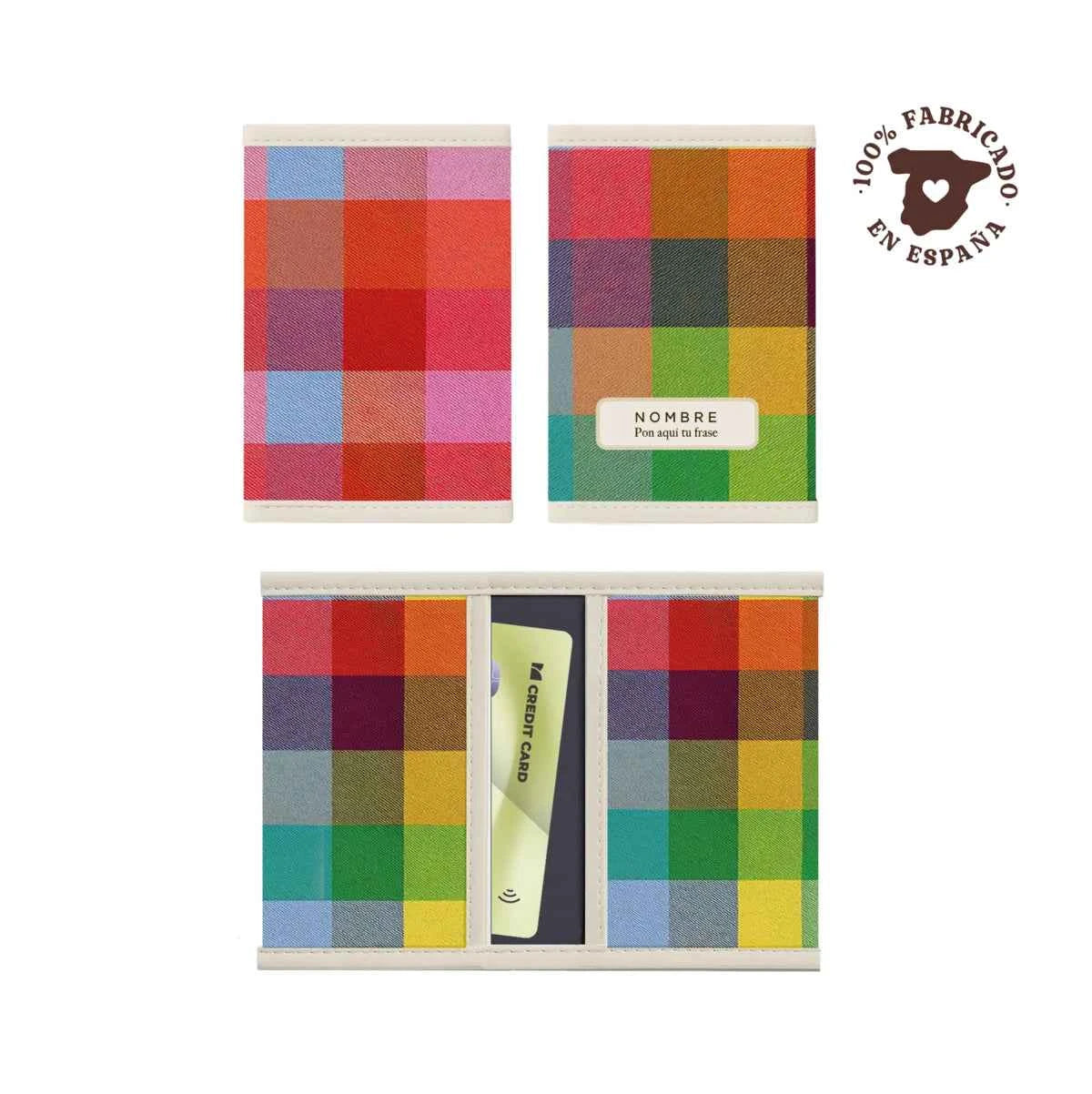 Porta tarjetas Pixel Party multicolor, fabricado 100% en España, compacto y personalizable.