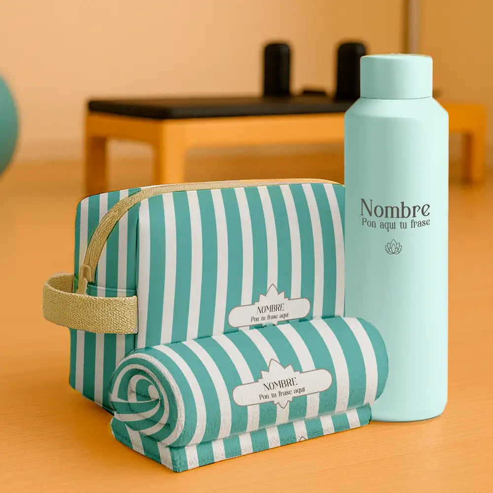 Pack Pilates Rayas Turquesa personalizado con toalla, neceser y bidón para pilates y yoga
