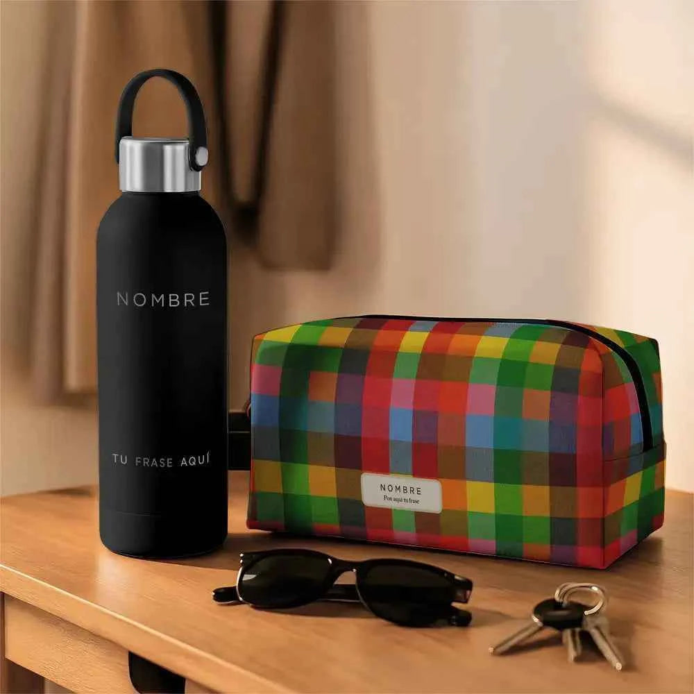 Pack Rutina personalizado con bidón térmico y neceser con estampado Pixel Party de cuadros de colores, ideal como regalo para hombre.