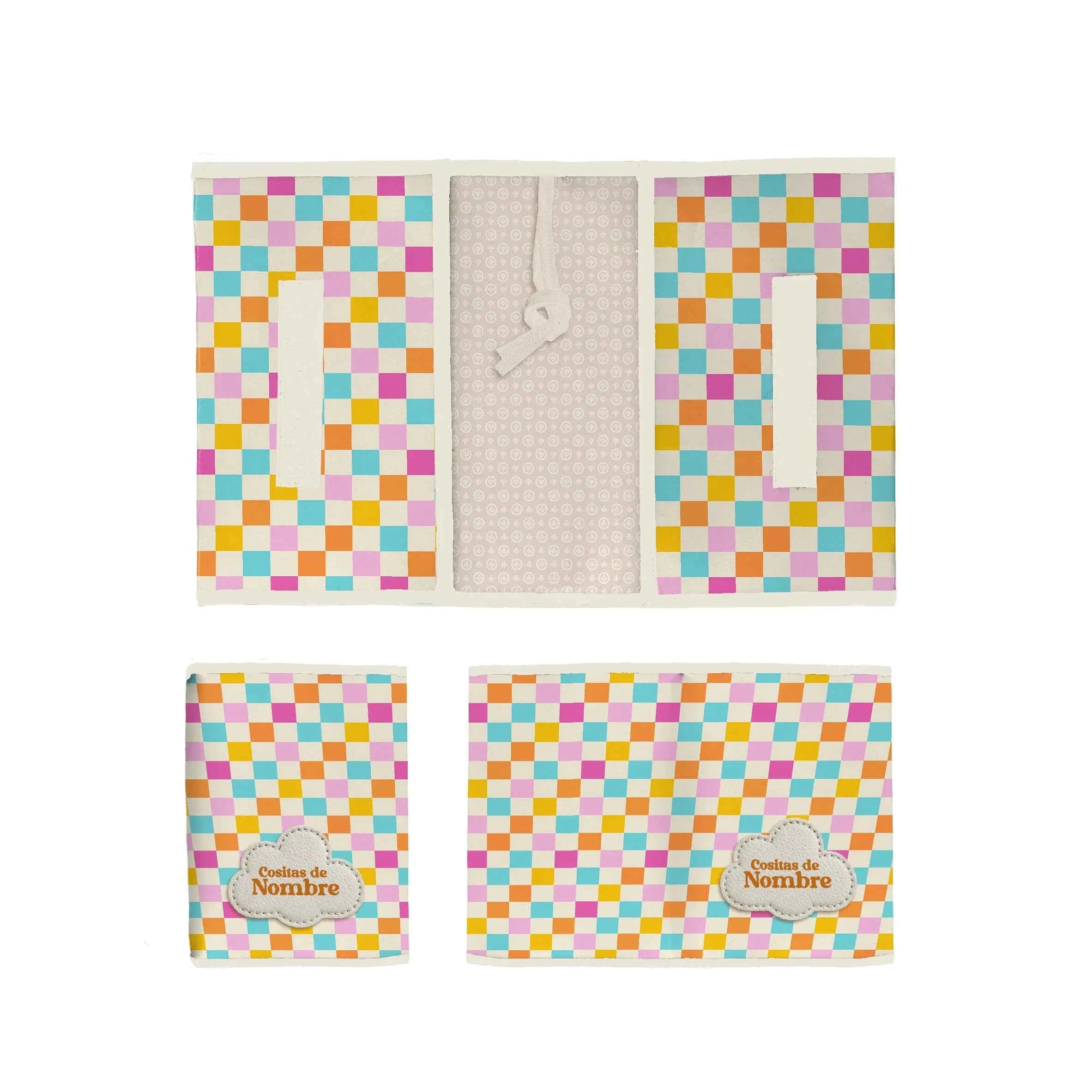 Portapañales y portadocumentos con estampado Cuadritos Baby, fabricado en España. Ideal para pañales, toallitas y documentación del bebé.